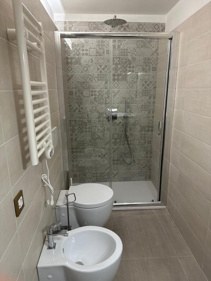 Imbriani 69 Apartment Bari Exteriör bild